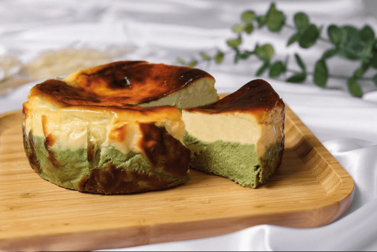 Matcha Basque Burnt Cheesecake_Full