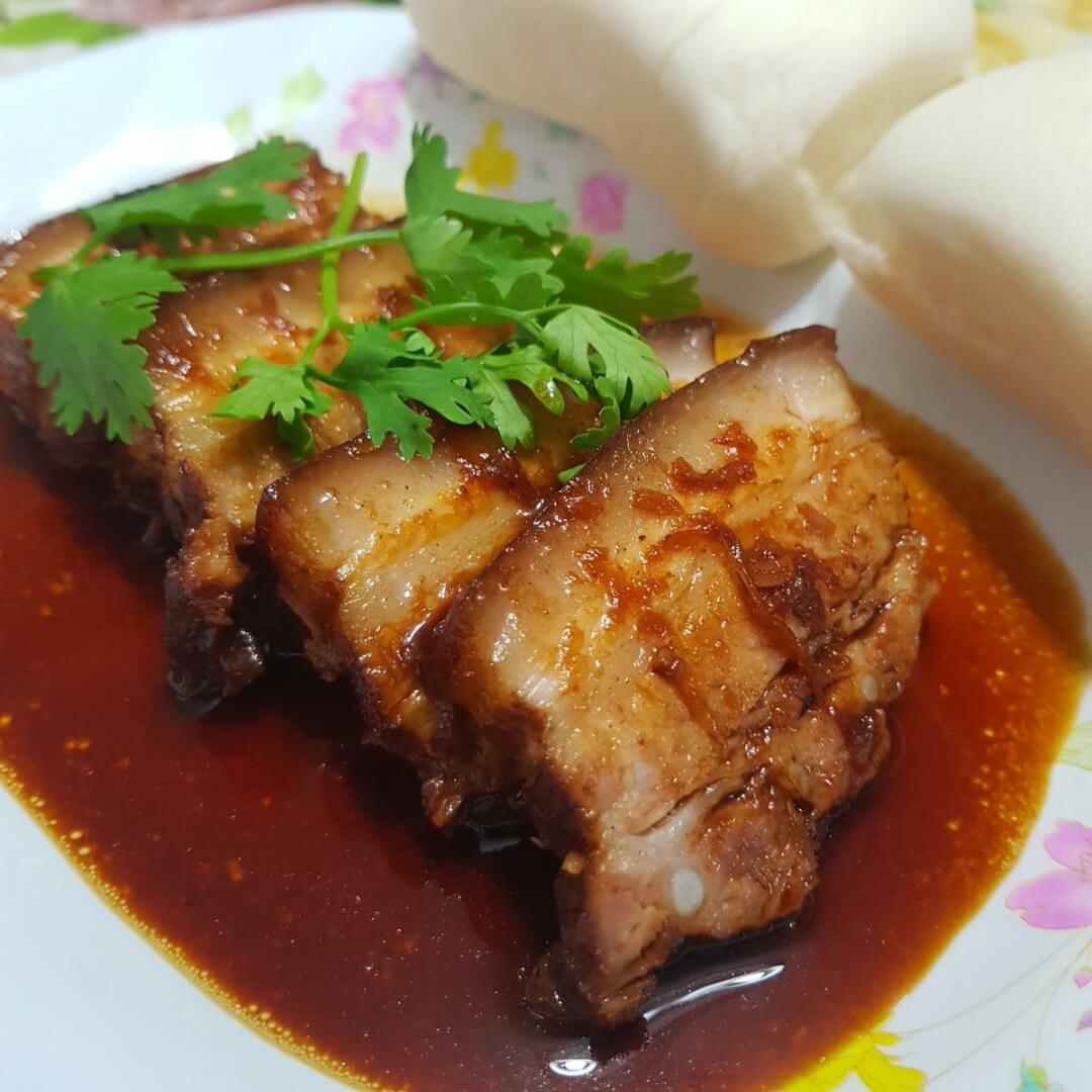 Rumbling-Bellies-Braised-Pork-Belly-Bun-Set_Hero